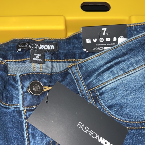 Fashion nova - Picture 6 of 7